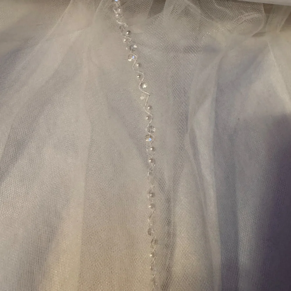 Bead and Pearl Trimmed Chapel Length Veil Davids bridal unopened from Davids bri - Picture 7 of 12